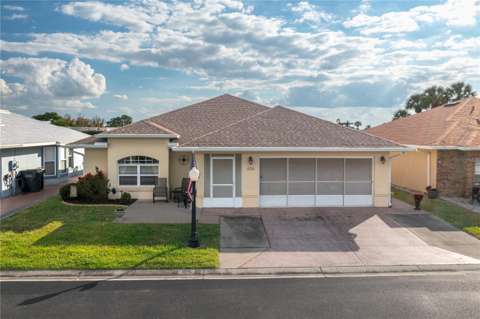 656 Sweetwater Way, gated community for sale in Haines City