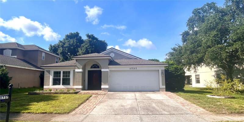 1737 SETTING SUN LOOP home for sale in Oakhurst Reserve