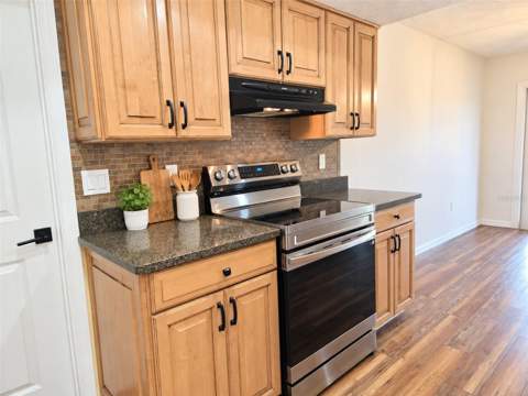 5054 San Jose Drive, Sarasota FL - photo 6 of 6