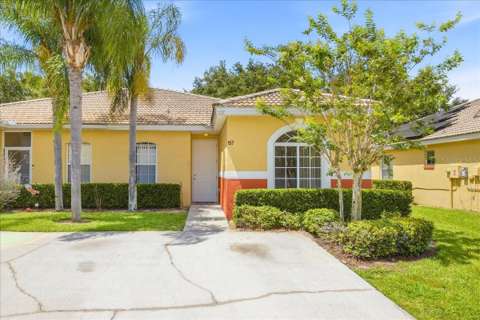 157 Ocean Bluff Drive, gated community for sale in Poinciana