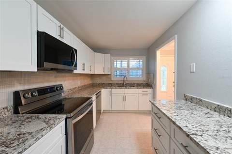 350 Boca Ciega Point Blvd, St Petersburg FL - photo 11 of 32