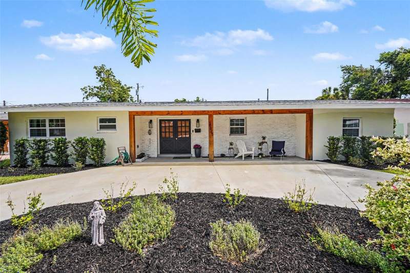 3 bedroom Single Family Residence at 6825 11th Avenue, Eagle Manor, St Petersburg — photo 4