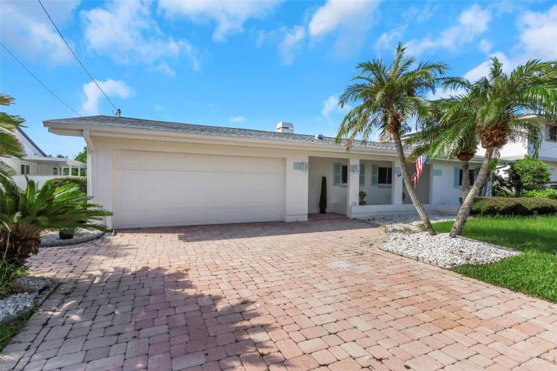 4 bedroom Single Family Residence at 220 Driftwood Drive, Baywood Village, Palm Harbor — photo 3