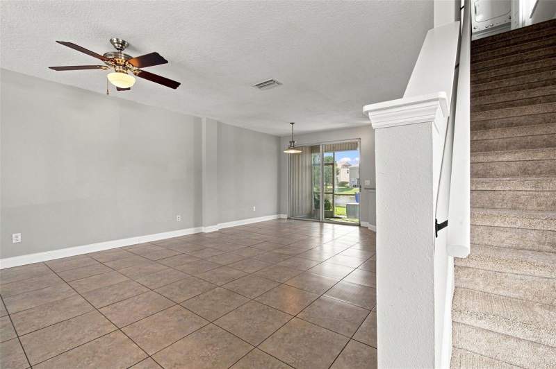 2 bedroom Townhouse at 12225 Country White Circle, Country Chase, Tampa — photo 4