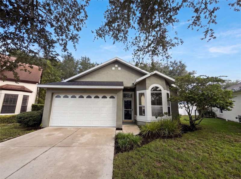 3 bedroom Single Family Residence at 33450 Irongate Drive, Stonegate At Silver Lake Sub, Leesburg — photo 1