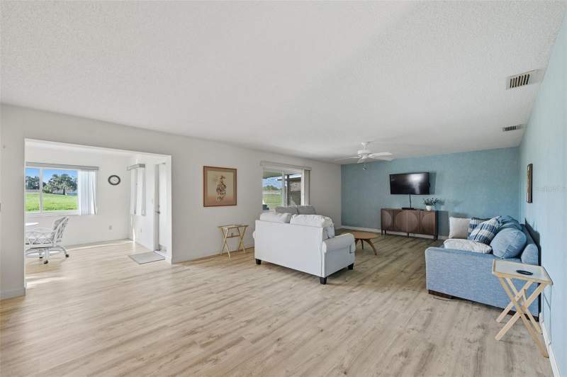 2 bedroom Condominium at 2118 Harleston Place #212, Highgate II Condo Ph, Sun City Center — photo 4