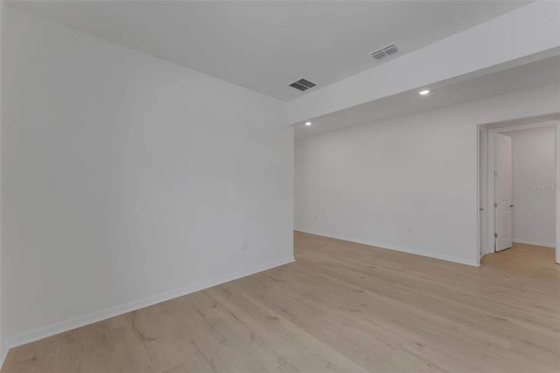 3 bedroom Single Family Residence at 16950 Squirrel Branch Lane, River Hall Country Club, Alva — photo 5