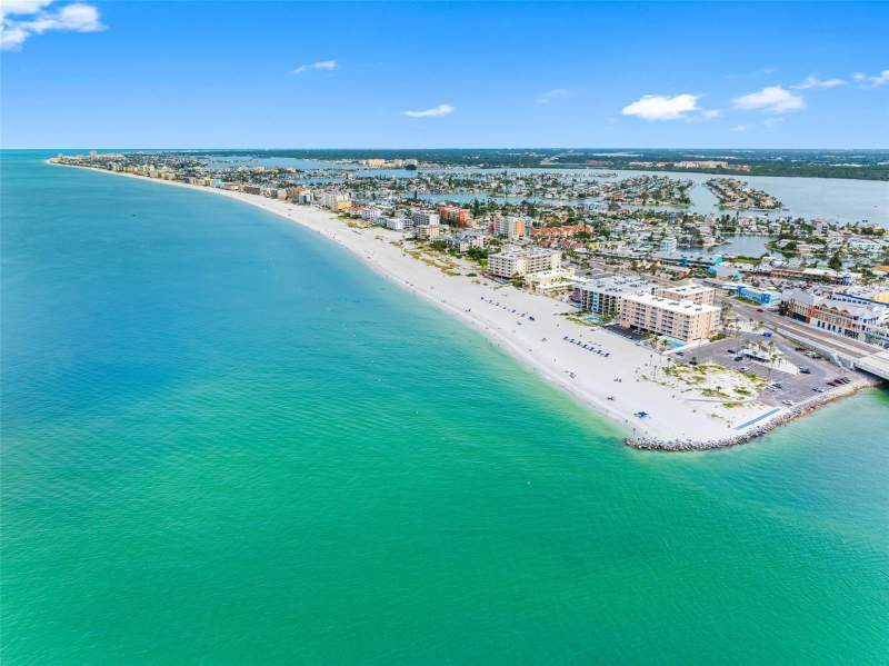 2 bedroom Condominium at 12924 Gulf Boulevard #510, Sandy Shores Condo, Madeira Beach — photo 3