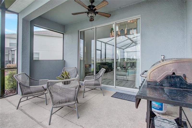 5 bedroom Single Family Residence at 4761 Kings Castle Circle, Storey Lake, Kissimmee — photo 4