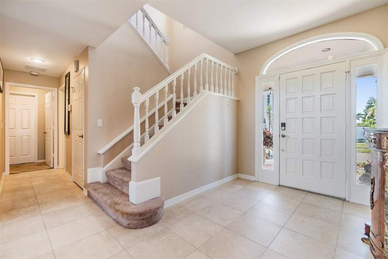 5 bedroom Single Family Residence at 1422 Jumana Loop, Andalucia Sub, Apollo Beach — photo 4