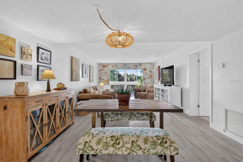 3 bedroom Condominium at 101 N Grandview Street #212, Mount Dora Southern Oaks Condo, Mount Dora — photo 2