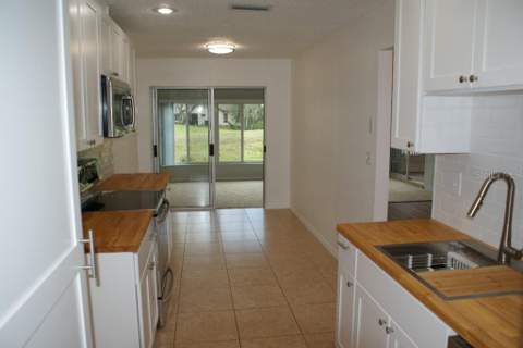 7445 Crestwood Drive, Weeki Wachee FL - photo 17 of 44