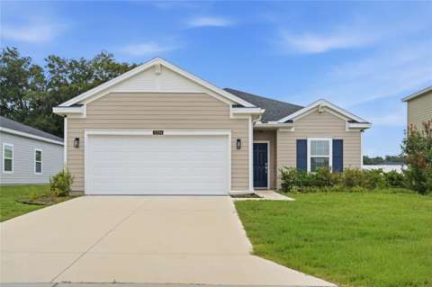 3294 NE 38Th Lane, home for sale in Ocala 34479
