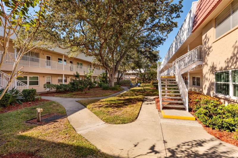 2 bedroom Condominium at 10036 63rd Avenue #17, Long Bayou, St Petersburg — photo 5