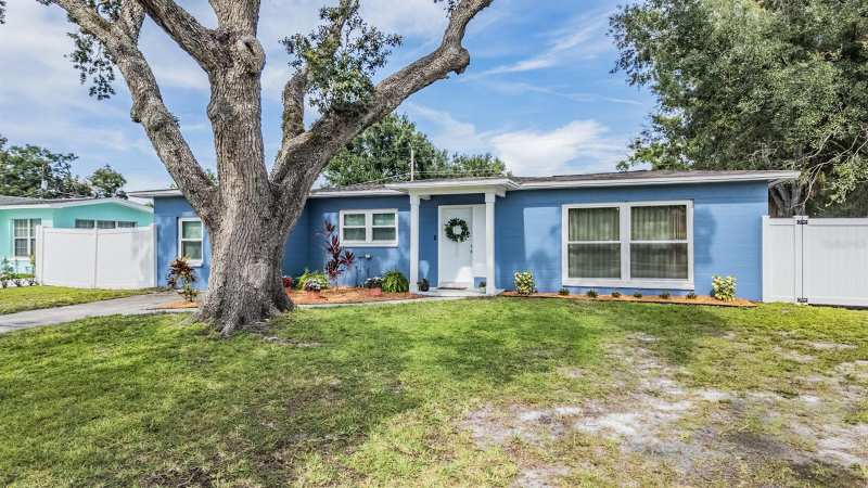 3 bedroom Single Family Residence at 4601 N Emerald Avenue, Plaza Terrace Unit 3, Tampa — photo 1
