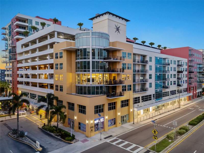 2 bedroom Condominium at 1208 E Kennedy Boulevard #410, Grand Central At Kennedy, Tampa — photo 2