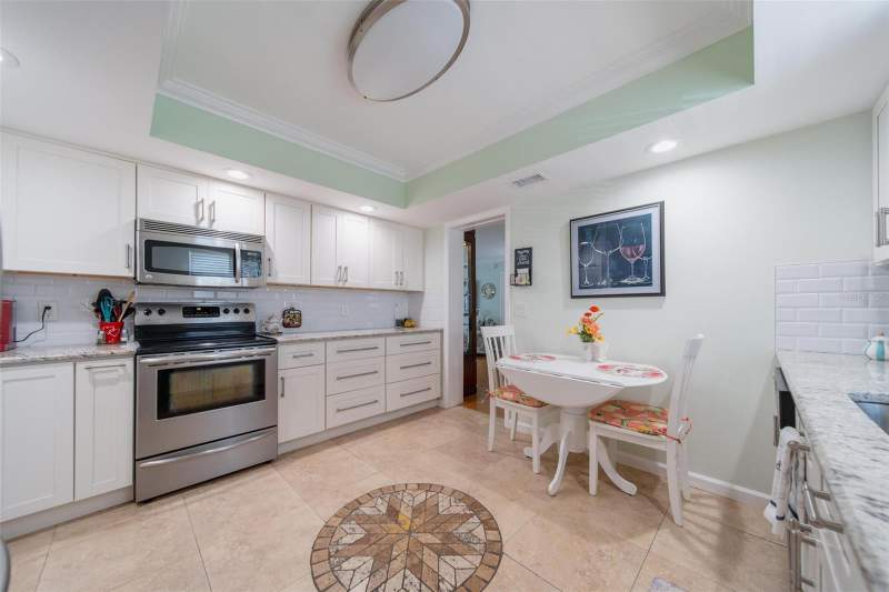 2 bedroom Condominium at 5020 Brittany Drive #324, Bayway Isles Point Brittany One, St Petersburg — photo 5