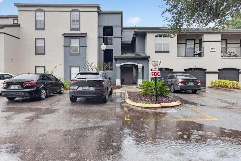 1 bedroom Condominium at 8513 Island Breeze Lane #207, The Falls At New Tampa A Condo, Temple Terrace — photo 1