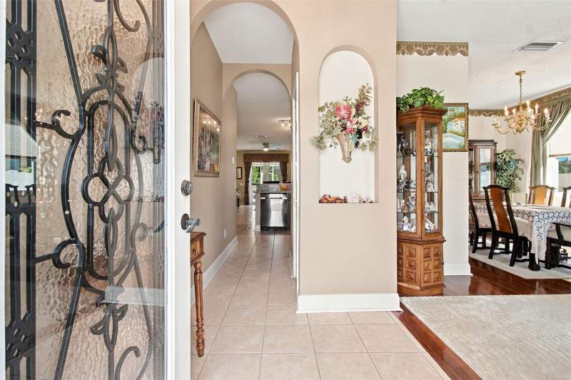 3 bedroom Single Family Residence at 10225 Goldenbrook Way, Cross Creek Prcl K Ph 1B, Tampa — photo 4