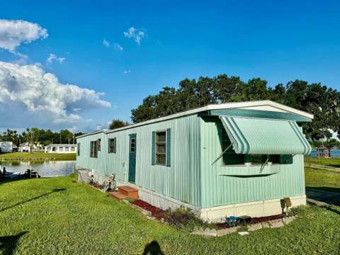 16 W Palm Circle, home for sale in Lake Placid 33852