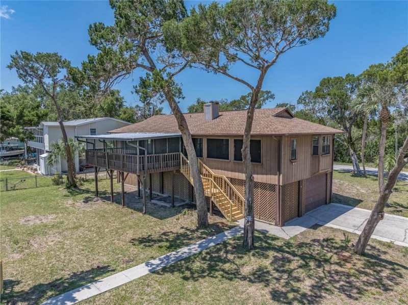 2 bedroom Single Family Residence at 1517 S Fishcreek Point, Crystal River, Crystal River — photo 1