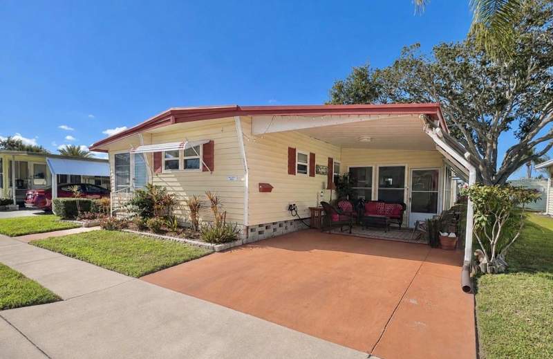 3 bedroom Mobile Home at 1100 Belcher Road #113, Largo, Largo — photo 2