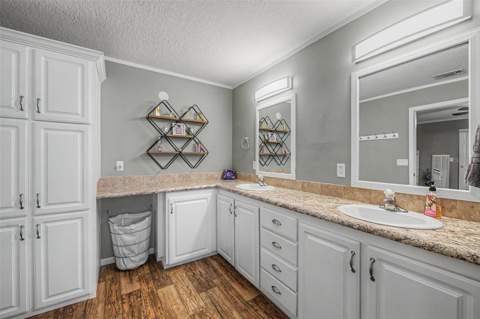 37200 Neukom Avenue, Zephyrhills FL - photo 18 of 37