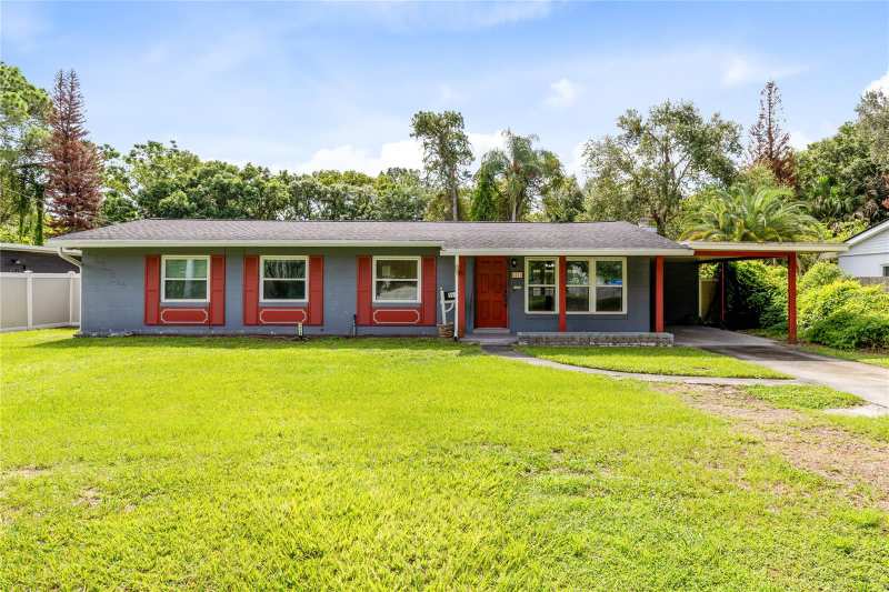 4 bedroom Single Family Residence at 5218 Lake Howell Road, Tanglewood Sec 3 Rep, Winter Park — photo 1