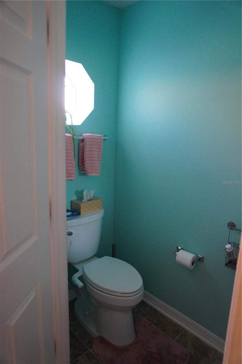 3 bedroom Townhouse at 4730 Ashburn Pond Way, Ashburn Square Twnhms, Tampa — photo 5