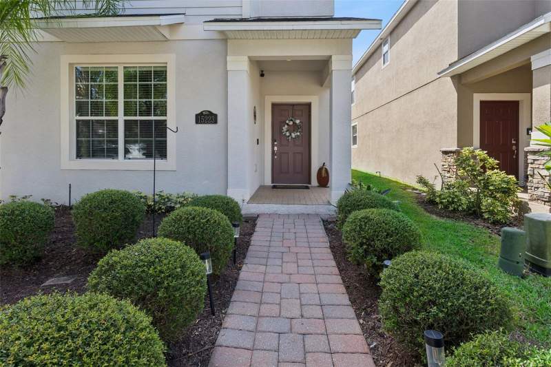 4 bedroom Single Family Residence at 15223 Evergreen Oak Loop, Signature Lakes Ph 3B-4 3B-5 & 3, Winter Garden — photo 3