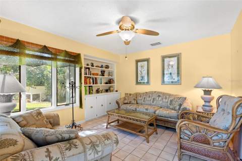 1013 Caravel Court, Tarpon Springs FL - photo 12 of 41