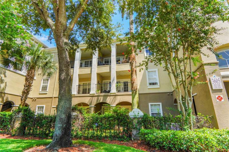 1 bedroom Condominium at 3605 Conroy Road #535, Mosaic/Millenia, Orlando — photo 2