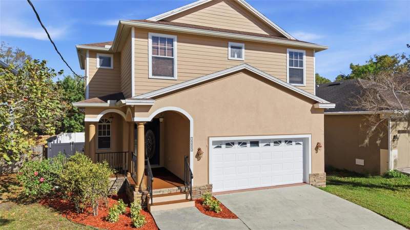 4 bedroom Single Family Residence at 7504 S West Shore Boulevard, Port Tampa City Map, Tampa — photo 3
