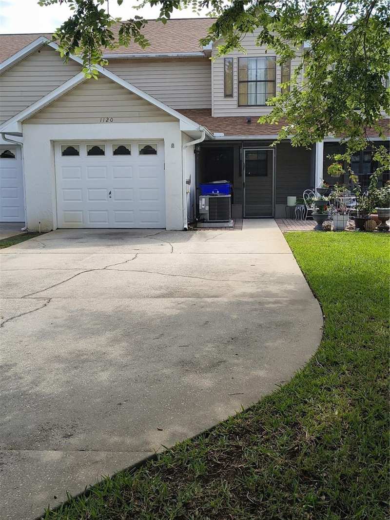 3 bedroom Townhouse at 1120 N Illinois Avenue, Park Lane Villas, St Cloud — photo 1