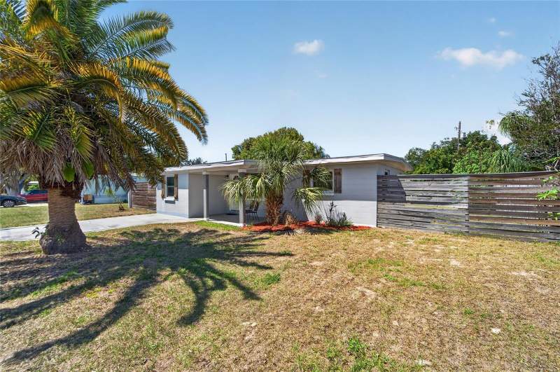 3 bedroom Single Family Residence at 10353 110TH AVENUE, ORANGE LAKE VILLAGE 2, LARGO — photo 3