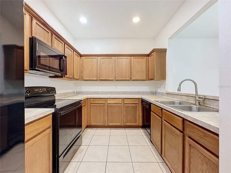 3 bedroom Townhouse at 2868 Tanzanite Ter, Emerald Lake, Kissimmee — photo 5