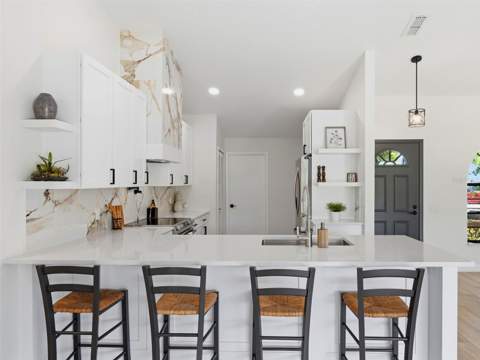 8452 Yearling Lane, New Port Richey FL - photo 10 of 41