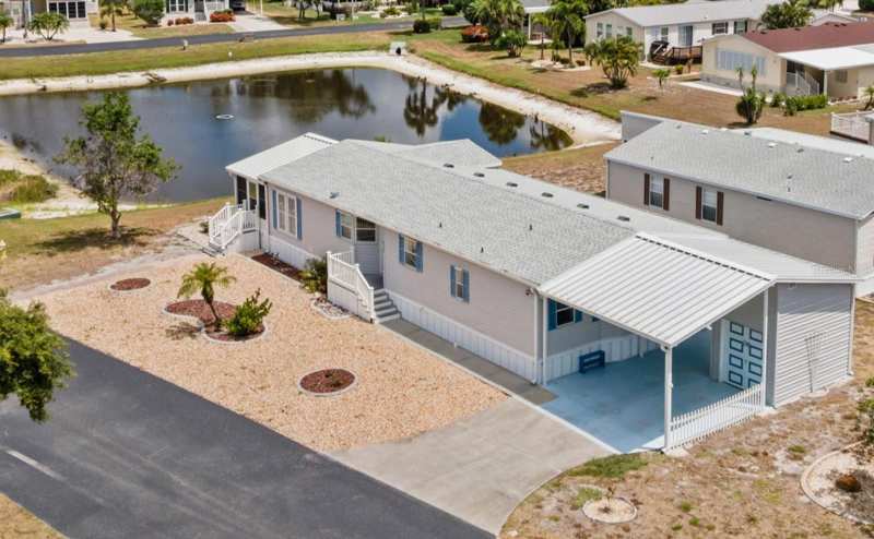 3 bedroom Manufactured Home at 9177 Pinehaven Way, Pines At Sandalhaven, Englewood — photo 1