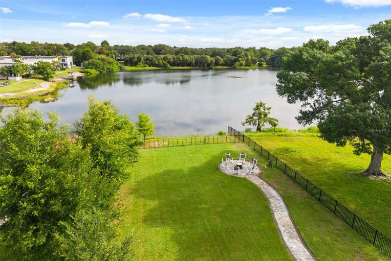 4 bedroom Single Family Residence at 4401 Park Lake Street, Tinker Heights, Orlando — photo 4