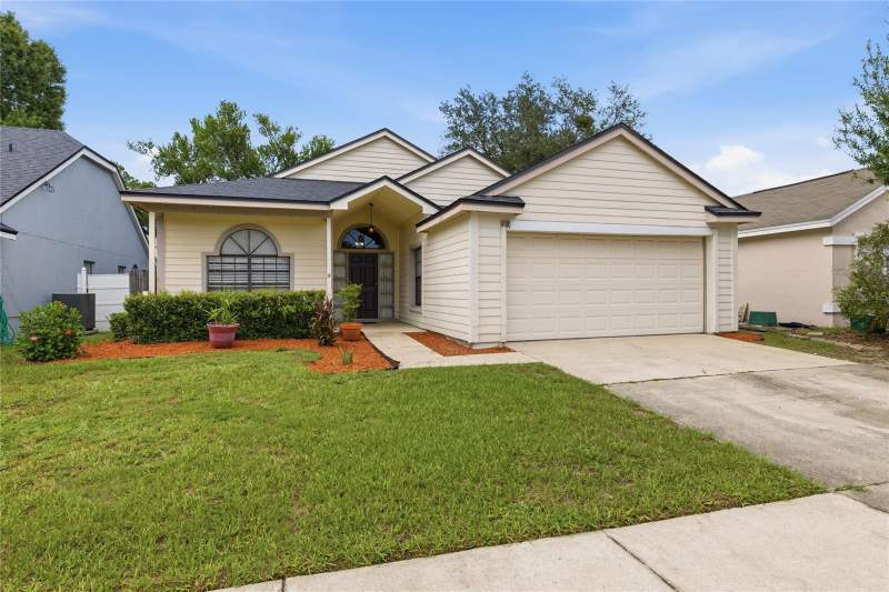 3 bedroom Single Family Residence at 718 BIRGHAM PLACE, GREENWOOD LAKES UNIT D-3B 1ST ADD REP, LAKE MARY — photo 2