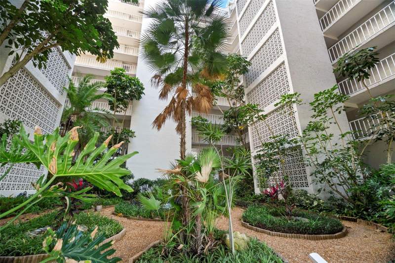 2 bedroom Condominium at 500 N Osceola Avenue #406, Harbor Bluffs Waterfront Condo, Clearwater — photo 4