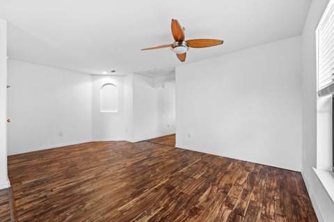 11837 Thicket Wood Drive, Riverview FL - photo 7 of 32