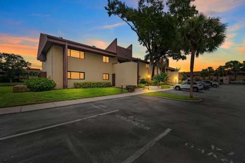 875 S Village Drive #101, home for sale in St. Petersburg 33716