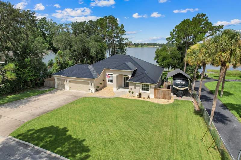 3 bedroom Single Family Residence at 18233 ROSE STREET, LAKE EMMA SUB, GROVELAND — photo 3