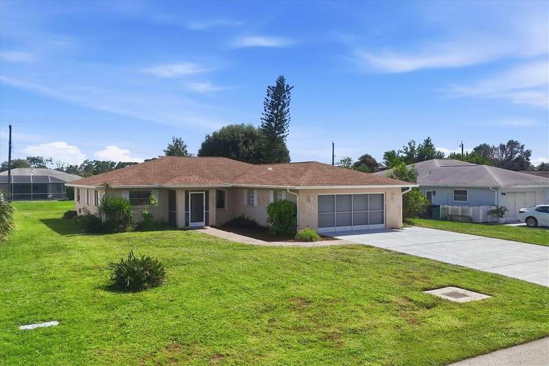 3 bedroom Single Family Residence at 941 Gasparilla Boulevard, Bay Vista Blvd, Englewood — photo 4