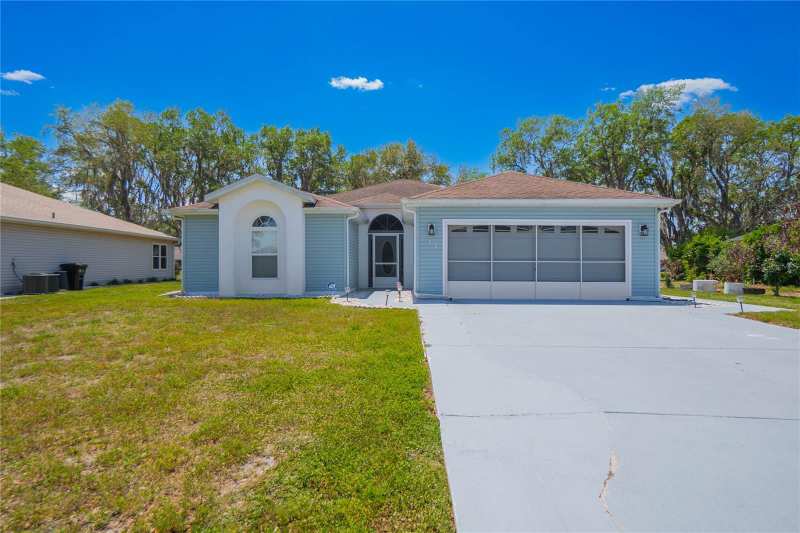 2 bedroom Single Family Residence at 127 N Golf Harbor Path, Moorings At Point O Woods Ph 02, Inverness — photo 1