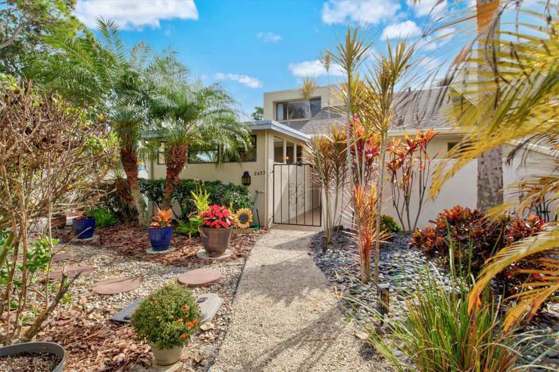 3 bedroom Villa at 2453 Crispin Court #F4, Meadowlake II, Sarasota — photo 1