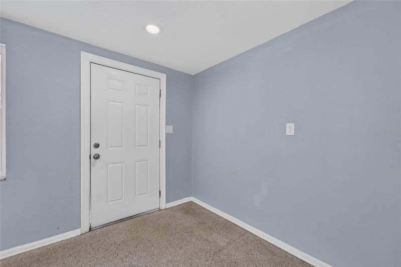 3 bedroom Single Family Residence at 506 Shamrock Road, Brandon Terrace Park Unit 1, Brandon — photo 4