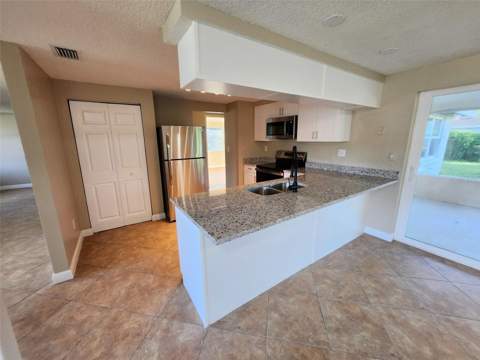 7146 Carmel Avenue, New Port Richey FL - photo 11 of 39
