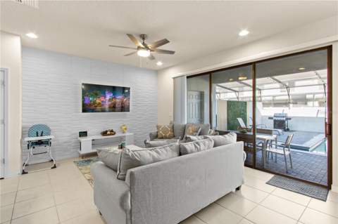 2426 Tangier Drive, Kissimmee FL - photo 10 of 40